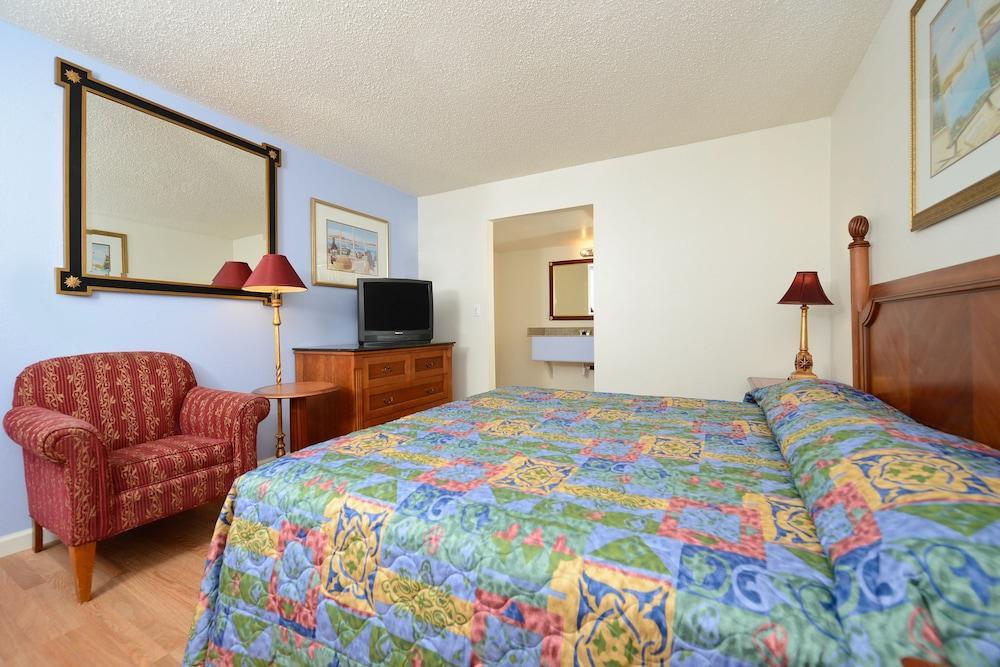 Rodeway Inn Vallejo Bagian luar foto